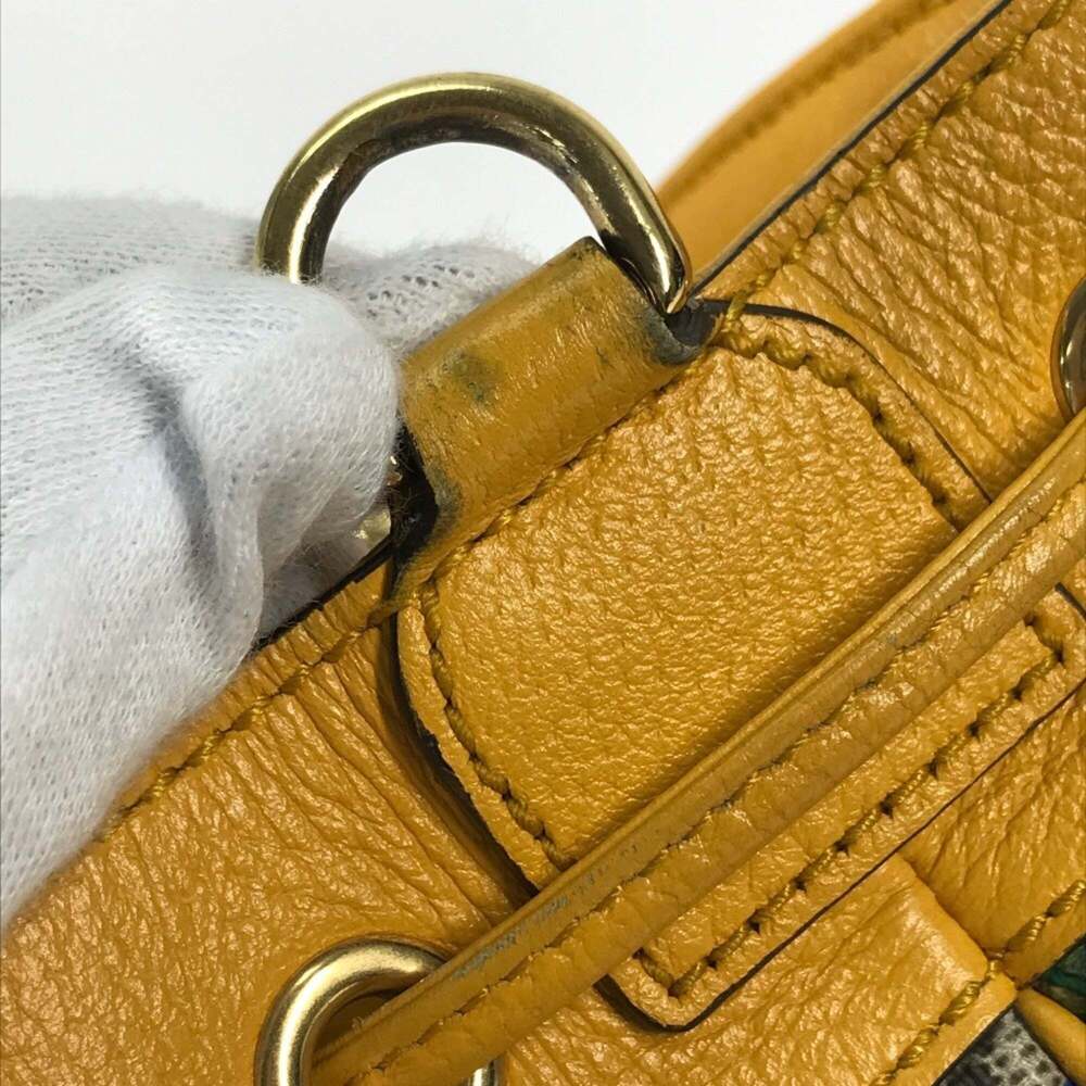 GUCCI Authentic Cream Canvas Shoulder Bag - Picture 14 of 16